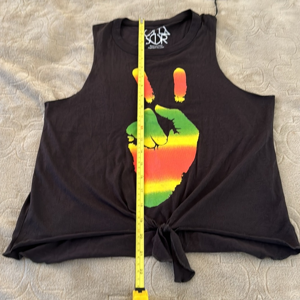 NWT Chaser Rasta Peace sign Tank - Medium - Picture 8 of 9
